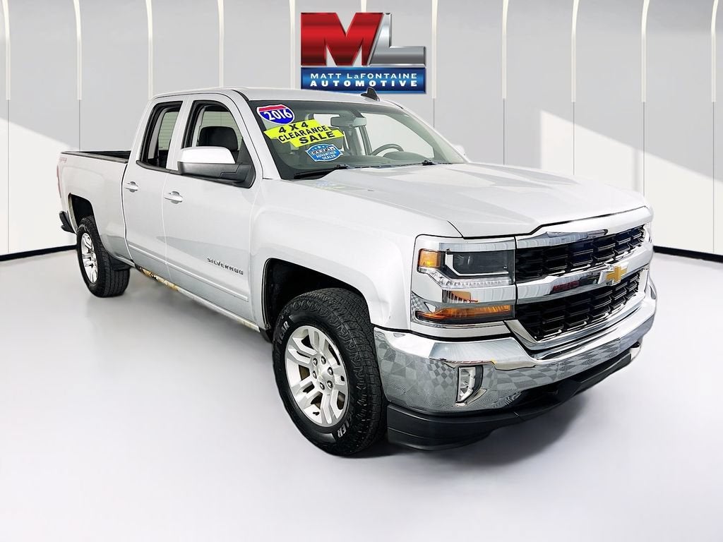 2016 Chevrolet Silverado 1500 — rear three-quarter view